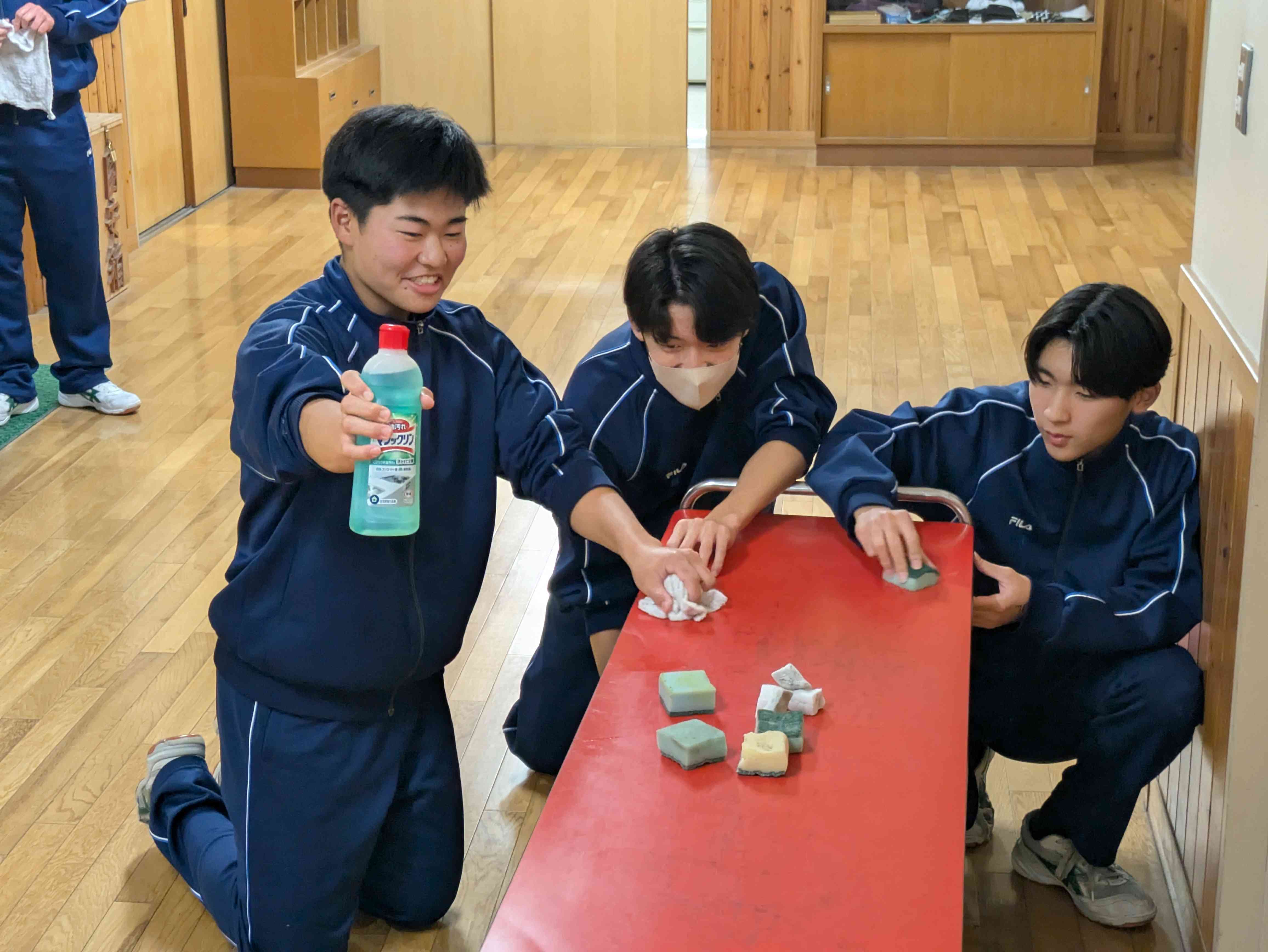 PXL_20251224_043739778.MP